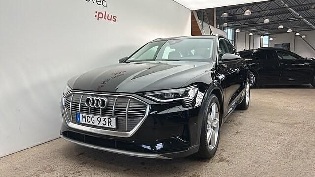 Svart Begagnad 2020 Audi e-tron Sportback Proline SUV | 399 000 kr (Marknadspris) - Bild 1/4