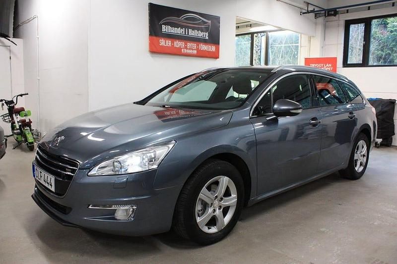 Grå Begagnad 2014 Peugeot 508 Kombi | 99 900 kr (Lite dyr) - Bild 1/4