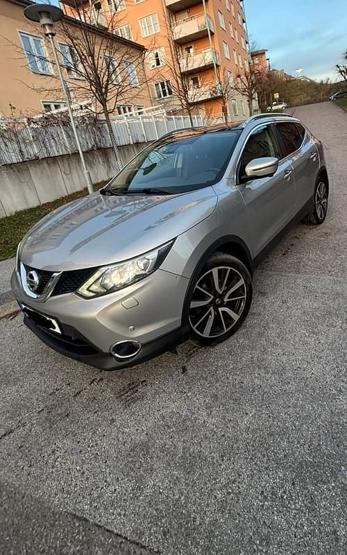 Begagnad 2014 Nissan Qashqai SUV | 110 000 kr (Marknadspris) - Bild 1/4