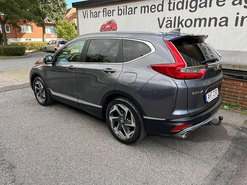 Begagnad Honda CR-V Executive 193 HK (141 kW) 2019 Ljusgrå (grå) SUV