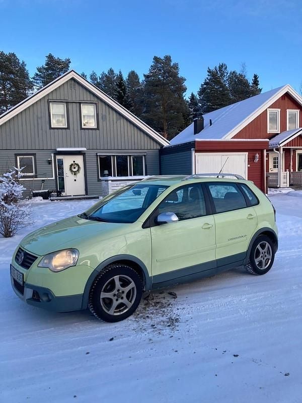 Begagnad 2006 VW Polo Cross Halvkombi | 27 500 kr - Bild 1/1
