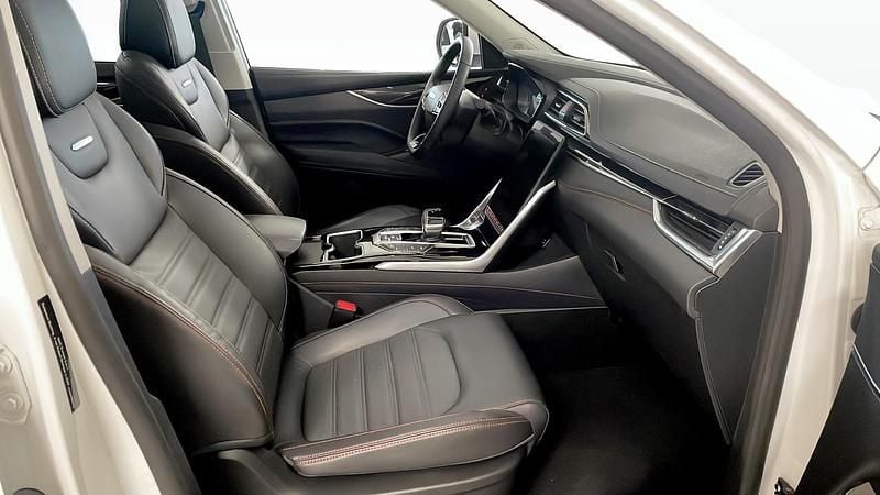 Begagnad Maxus D60e 130 kW (177 HK) 2022 Vit (white) SUV