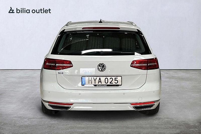 Begagnad VW Passat GTE 2018 Vit Kombi