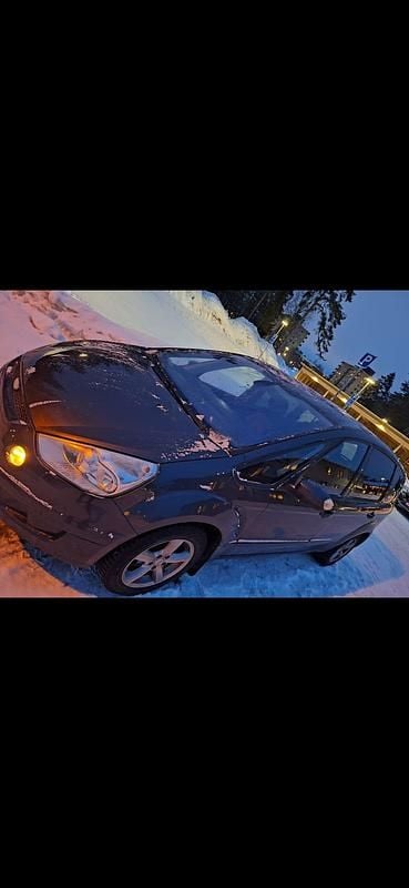 Begagnad Ford S-MAX S 175 HK (128 kW) 2010 Minibuss