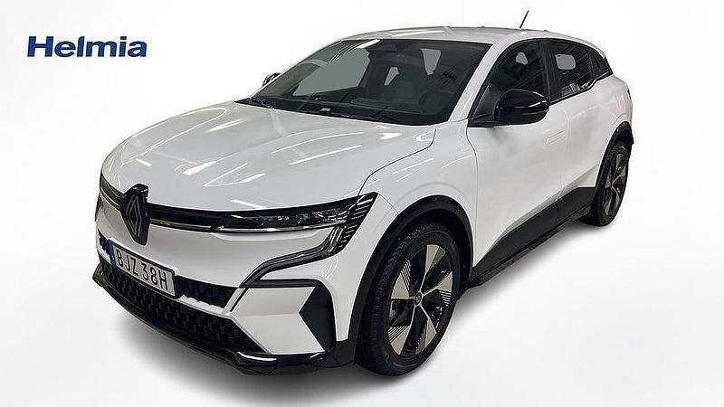 Vit Begagnad 2023 Renault Mégane IV Equilibre Halvkombi | 249 000 kr (Marknadspris) - Bild 1/4