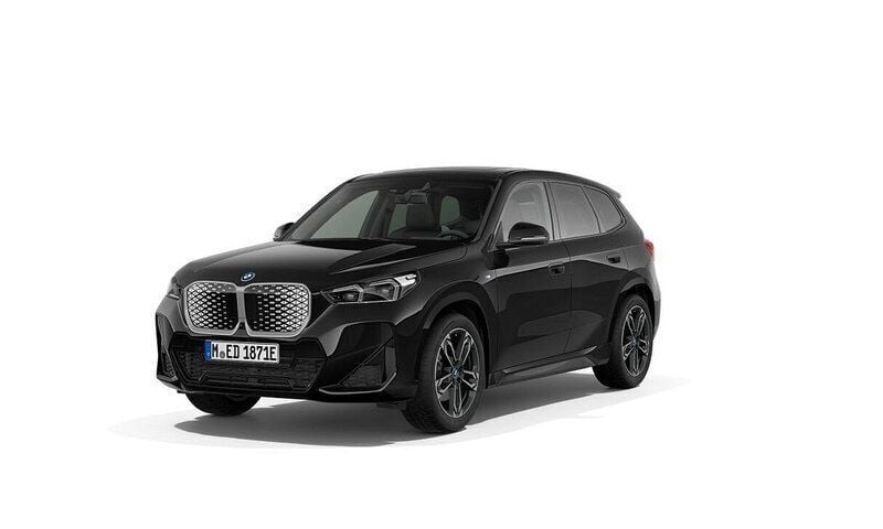 Black sapphire metallic Begagnad 2025 BMW iX1 M Sport SUV | 569 500 kr - Bild 1/4