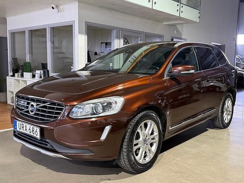 Begagnad Volvo XC60 Summum 181 HK (133 kW) 2014 Brun SUV