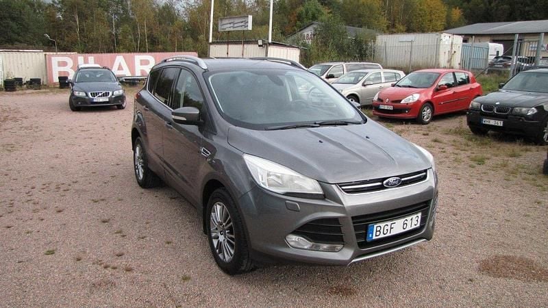 Grå Begagnad 2012 Ford Kuga Titanium SUV | 89 000 kr (Lite dyr) - Bild 1/4