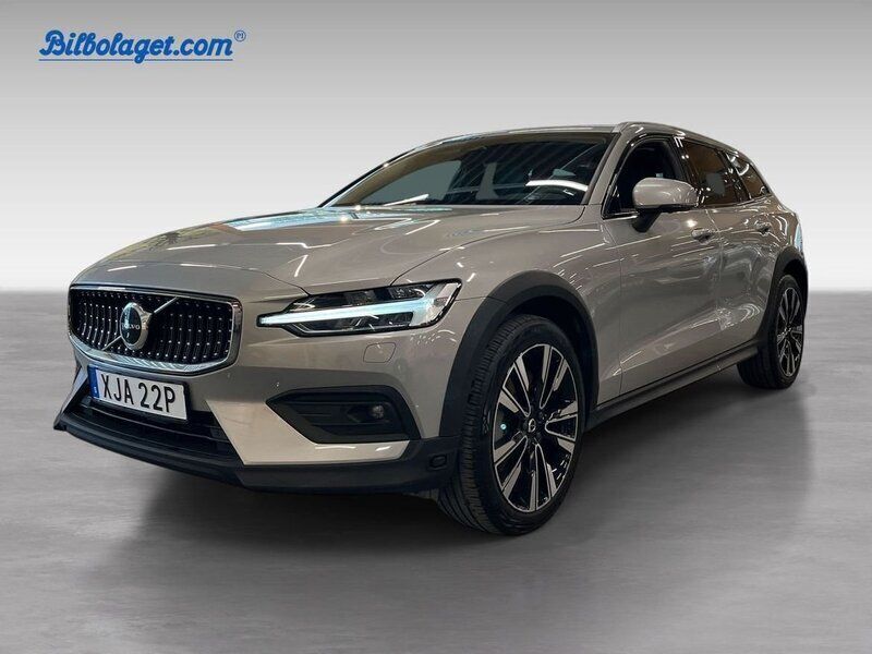 Silver Begagnad 2023 Volvo V60 CC Plus Kombi | 430 900 kr (Marknadspris) - Bild 1/4