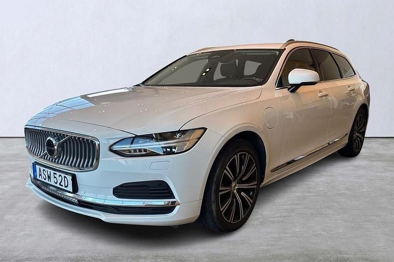 Vit Begagnad 2022 Volvo V90 Kombi | 299 900 kr (Lite dyr) - Bild 1/4