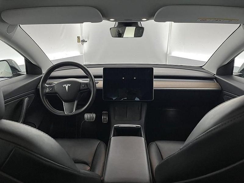 Begagnad Tesla Model 3 Performance 461 kW (627 HK) 2020 Brun Sedan