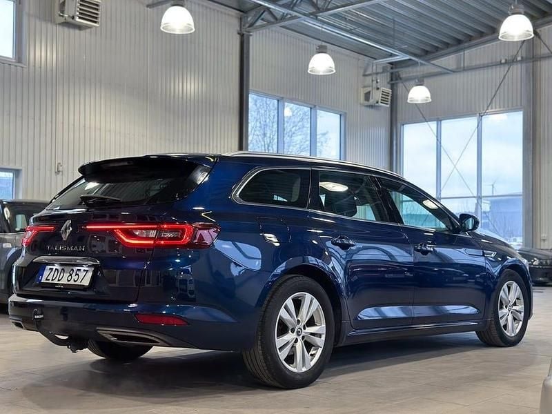 Begagnad Renault Talisman Zen 150 HK (110 kW) 2017 Blå Kombi
