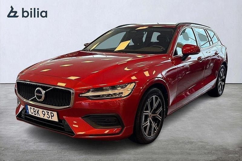 Röd Begagnad 2022 Volvo V60 Core Kombi | 309 900 kr (Bra pris) - Bild 1/3
