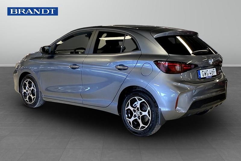 Begagnad MG MG3 Luxury 196 HK (144 kW) 2024 Grå Halvkombi