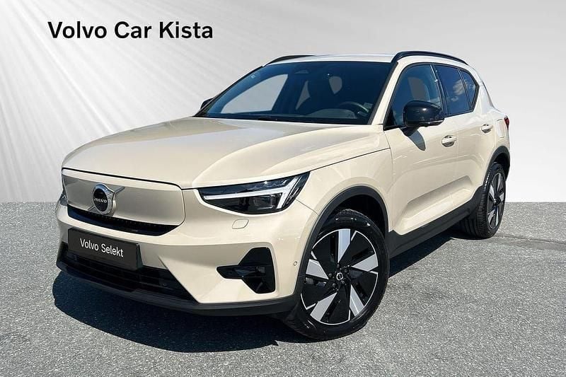 Ljusbrun Begagnad 2024 Volvo EX40 Performance SUV | 509 900 kr (Superpris) - Bild 1/3