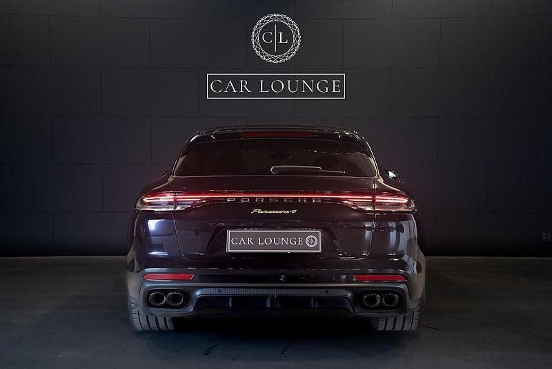 Begagnad Porsche Panamera Sport Turismo 330 HK (242 kW) 2021 Svart Kombi