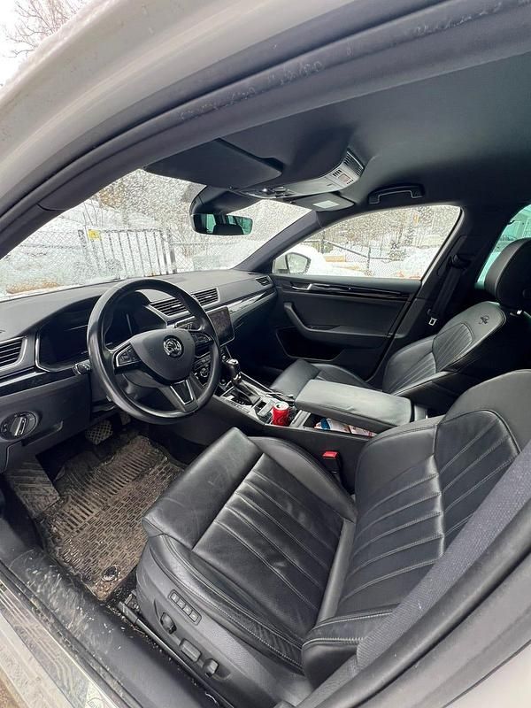 Begagnad Skoda Superb 190 HK (139 kW) 2019 Kombi