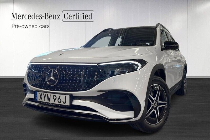 Vit (white) Begagnad 2025 Mercedes EQB300 AMG SUV | 679 900 kr - Bild 1/4