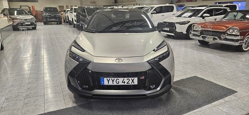 Begagnad Toyota C-HR Edition 226 HK (166 kW) 2024 Silver SUV