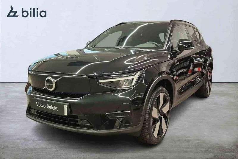 Begagnad Volvo XC40 Single Motor 175 kW (238 HK) 2023 Svart SUV