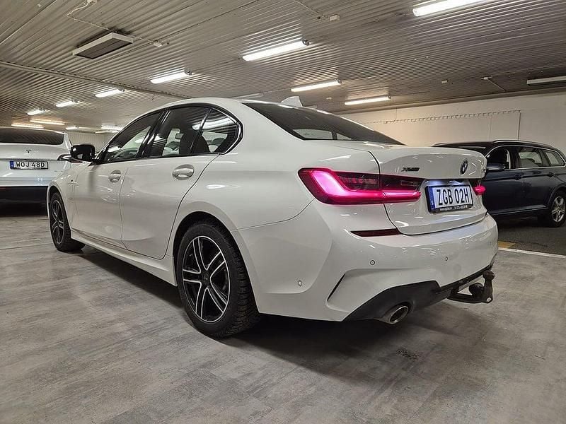 Begagnad BMW 330e M Sport 184 HK (135 kW) 2020 Vit Sedan