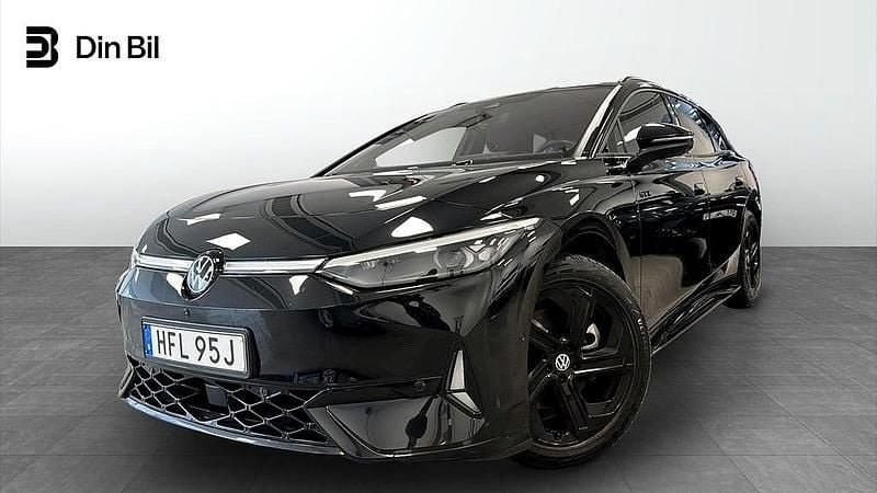 Svart Begagnad 2024 VW ID.7 GTX Kombi | 579 900 kr (Marknadspris) - Bild 1/4