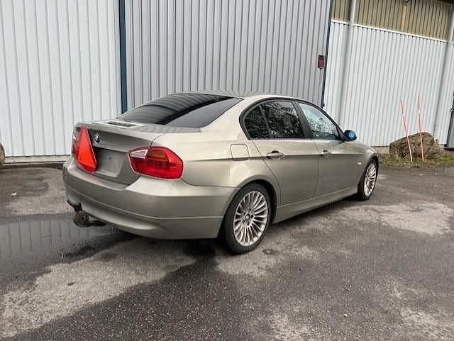 Begagnad 2008 BMW 320 Sedan | 69 000 kr (Dyr) - Bild 1/4