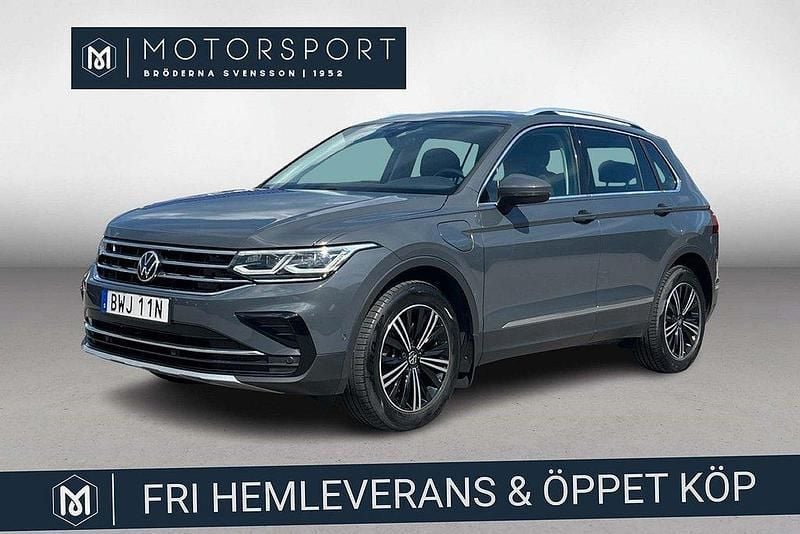 Grå Begagnad 2021 VW Tiguan Elegance SUV | 282 900 kr (Bra pris) - Bild 1/3