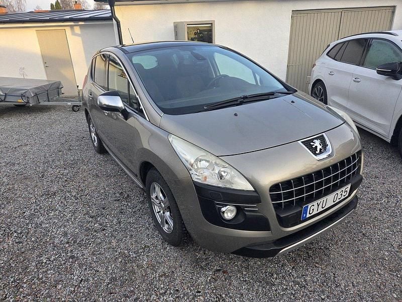 Grå Begagnad 2010 Peugeot 3008 Kombi | 45 000 kr (Bra pris) - Bild 1/4