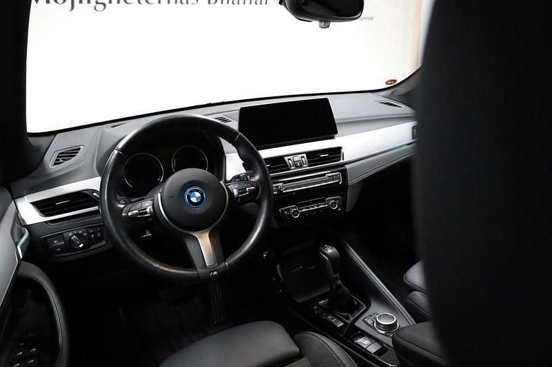 Begagnad BMW X1 Sport Line 220 HK (161 kW) 2022 Svart SUV