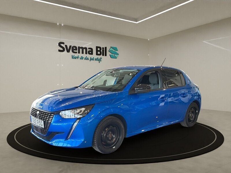 Blåmetallic Begagnad 2022 Peugeot 208 Allure Halvkombi | 189 900 kr (Marknadspris) - Bild 1/4