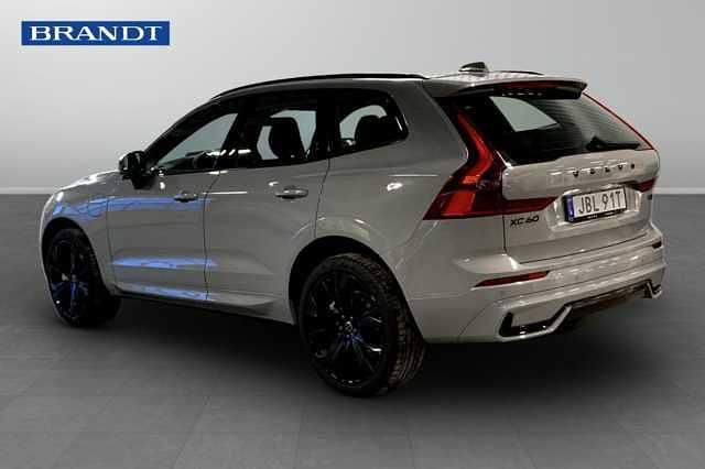 Begagnad Volvo XC60 349 HK (256 kW) 2026 Grå SUV