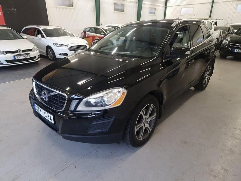 Begagnad Volvo XC60 Summum 163 HK (119 kW) 2011 Svart SUV