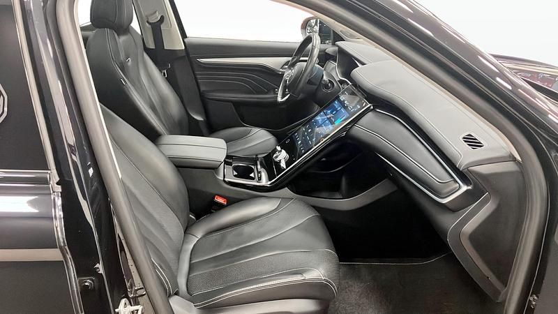 Begagnad MG Marvel R Performance 211 kW (288 HK) 2022 Svart SUV