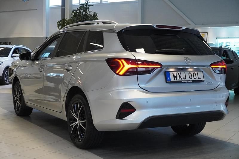 Begagnad MG MG5 EV Long Range 114 kW (156 HK) 2022 Grå Kombi