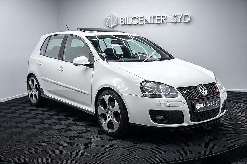 Begagnad VW Golf VI GTI 200 HK (147 kW) 2008 Vit Halvkombi