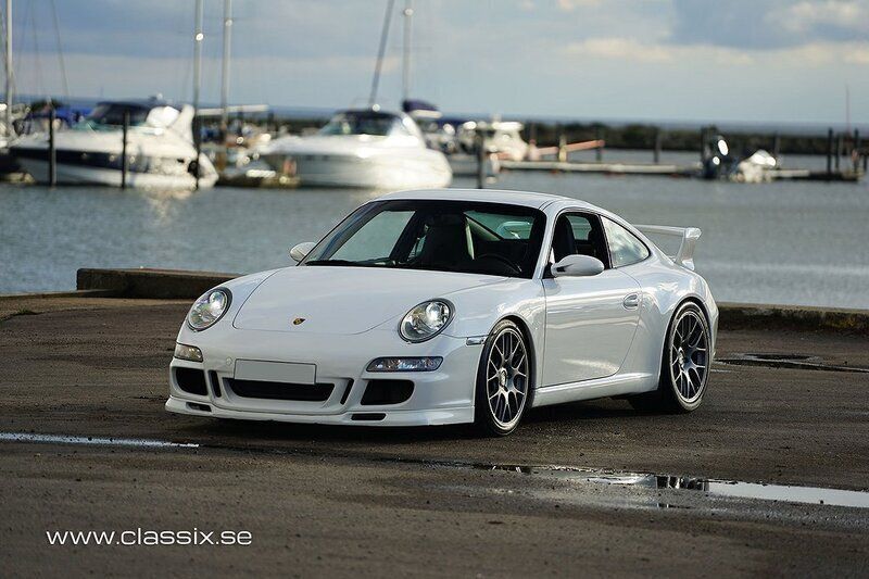 Begagnad 2005 Porsche 911 Carrera S Sportkupé | 715 000 kr (Marknadspris) - Bild 1/4