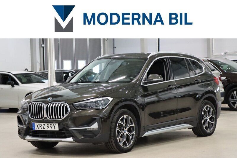 Brun Begagnad 2020 BMW X1 xLine SUV | 219 400 kr (Bra pris) - Bild 1/4