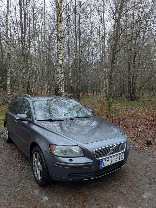 Begagnad 2007 Volvo V50 Kombi | 21 500 kr (Marknadspris) - Bild 1/4