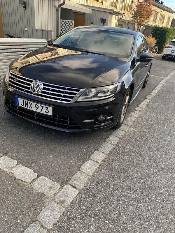 Svart Begagnad 2015 VW CC R-line Sedan | 119 000 kr (Bra pris) - Bild 1/4