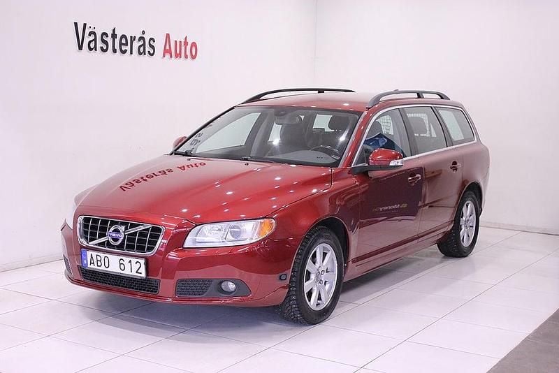 Röd Begagnad 2010 Volvo V70 Momentum Kombi | 69 000 kr (Marknadspris) - Bild 1/4