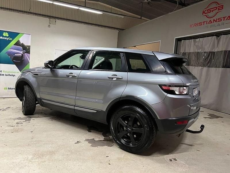 Begagnad Land Rover Range Rover evoque Pure 150 HK (110 kW) 2014 Grå SUV