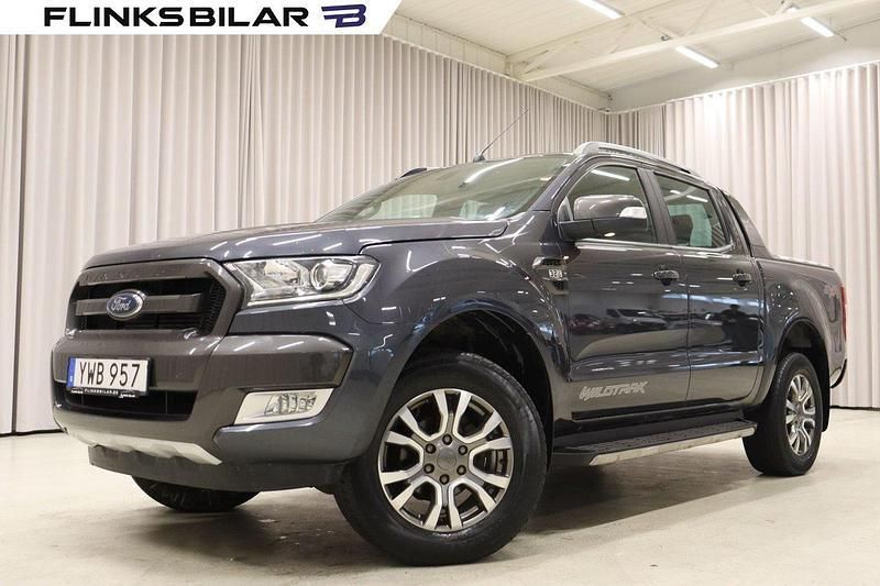 Grå (grå metallic) Begagnad 2018 Ford Ranger Wildtrack Pickup | 299 900 kr (Bra pris) - Bild 1/4