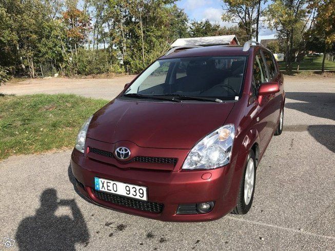 toyota 7 sits begagnad toyota 7 sits begagnad