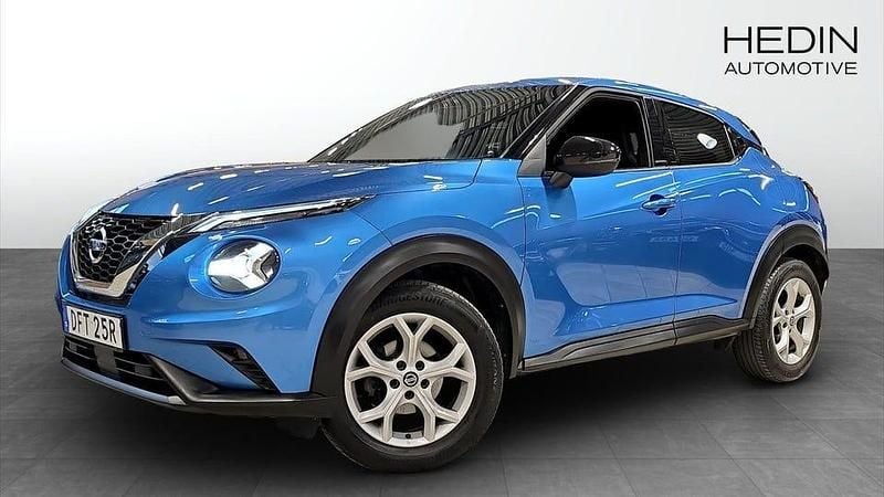 Blå Begagnad 2021 Nissan Juke N-Connecta SUV | 189 900 kr (Marknadspris) - Bild 1/4
