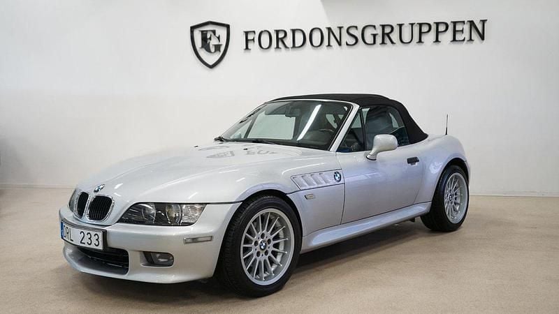 Begagnad BMW Z3 170 HK (125 kW) 2001 Silver Cab