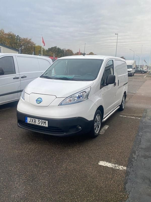 Begagnad 2019 Nissan e-NV200 Minibuss | 109 000 kr (Bra pris) - Bild 1/4