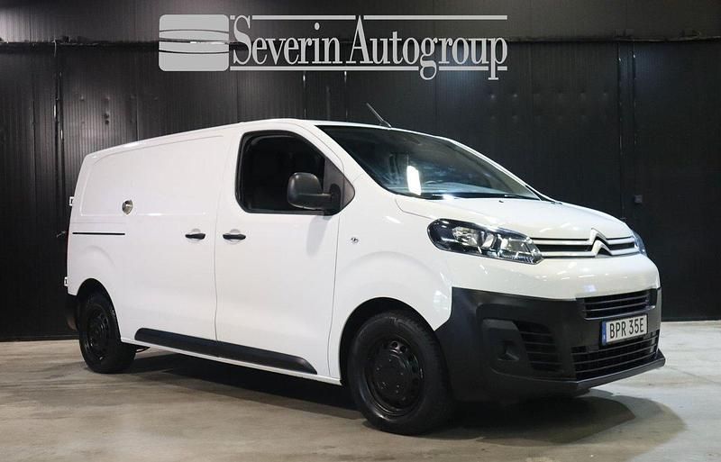Vit Begagnad 2021 Citroën Jumpy Minibuss | 248 750 kr (Lite dyr) - Bild 1/4