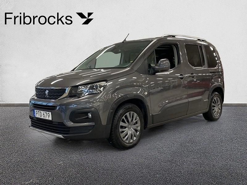 Mörkgrå Begagnad 2018 Peugeot Rifter Allure Minibuss | 149 800 kr (Marknadspris) - Bild 1/4