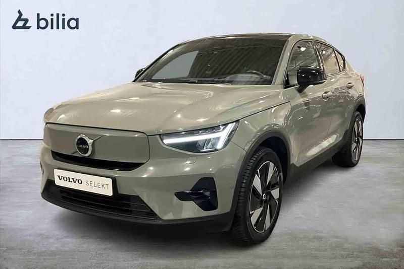 Grön Begagnad 2024 Volvo EC40 Single Motor Extended Range SUV | 374 900 kr (Bra pris) - Bild 1/1